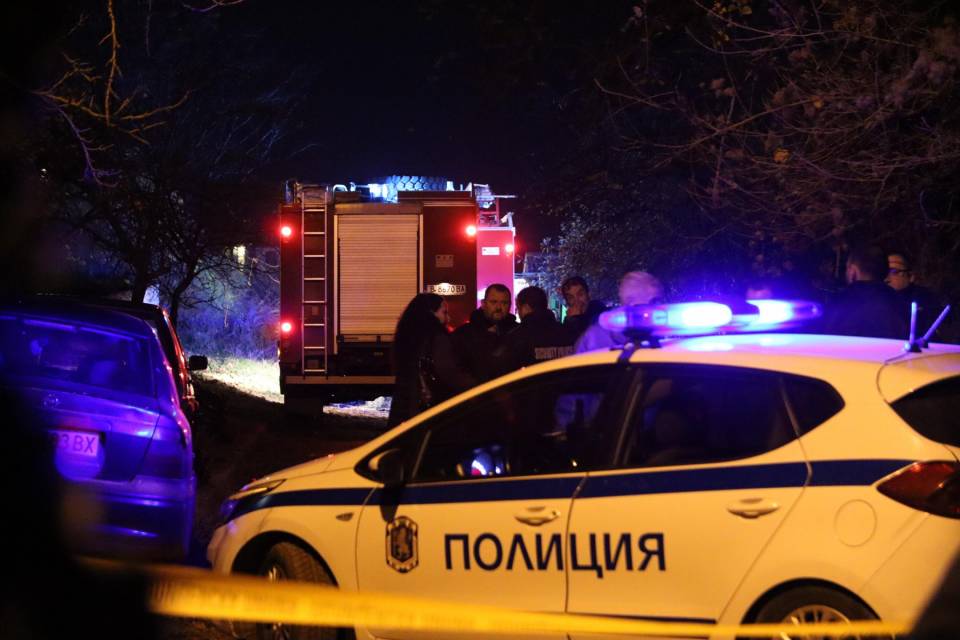 Събрани са необходимите дрехи за оцелелите от пожара в Рояк (видео)