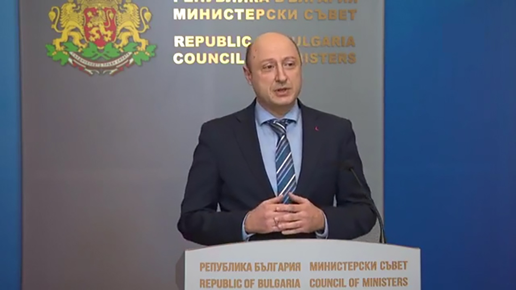 Увеличение на майчинските и минималната работна заплата в Бюджет 2022