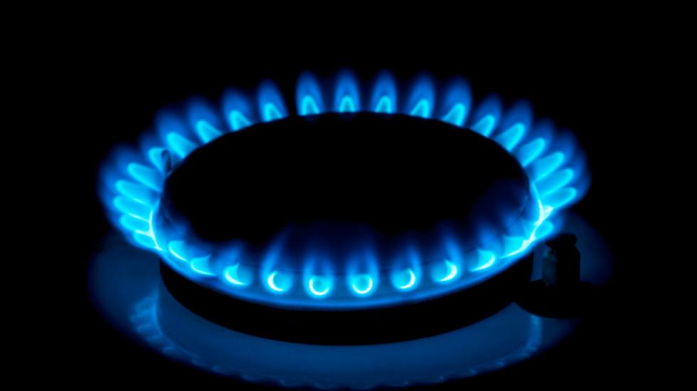 За да няма обществено напрежение, газовата цена ще се заявява по-късно 