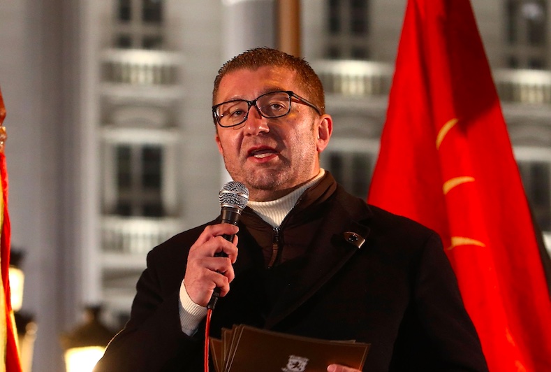 Лидерът на ВМРО-ДПМНЕ поиска извинение от България