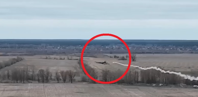 Вижте как украинците свалят руски военен хеликоптер (видео)