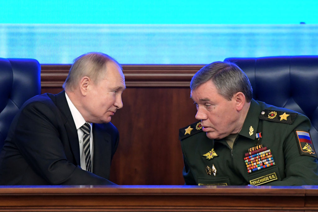 Най-близкото обкръжение на Путин, или кой ръководи войната