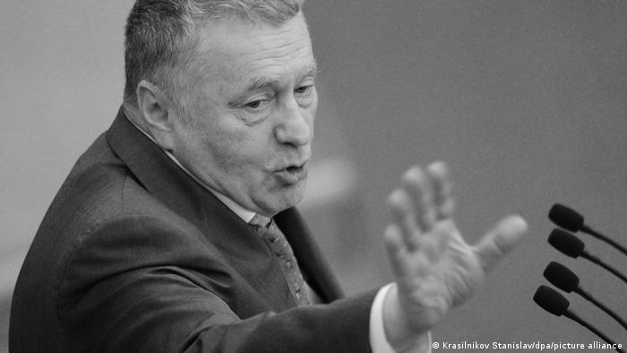 "Българите трябва да ни пълзят в краката": Кой беше Владимир Жириновски?