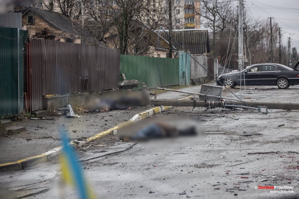 Откриха десетки трупове на цивилни в градчетата около Киев